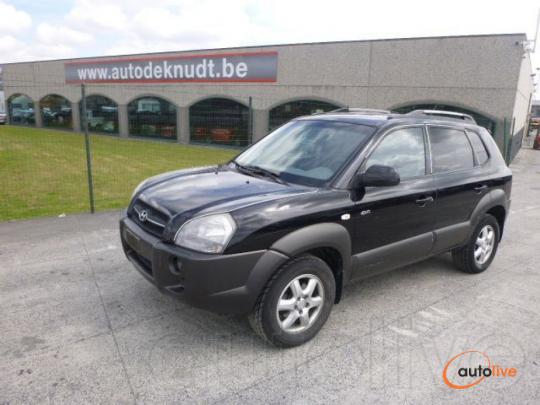 HYUNDAI TUCSON 2.0 CRDI 4WD - 1