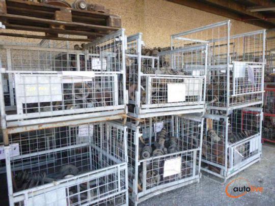 LOT EXPORT DEMI TRAIN MECANIQUE 5 EURO /PIECE - 1