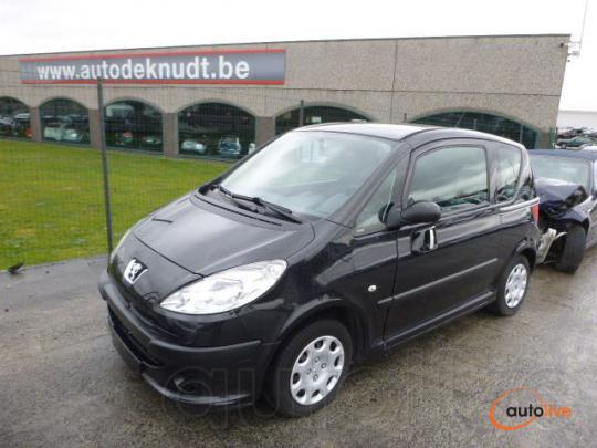PEUGEOT 1007 URBAN 1.4 HDI - 1
