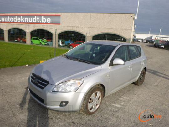 KIA CEE'D 1.6 CRDI - 1
