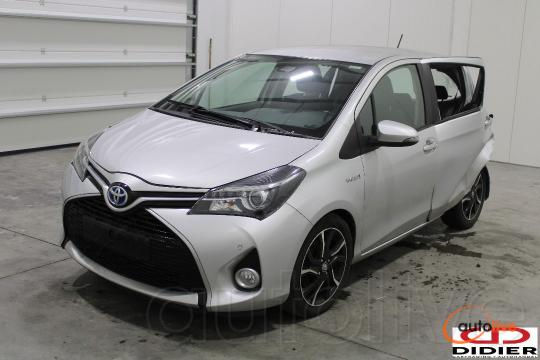 TOYOTA YARIS - 1