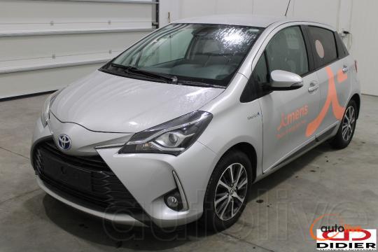 TOYOTA YARIS - 1