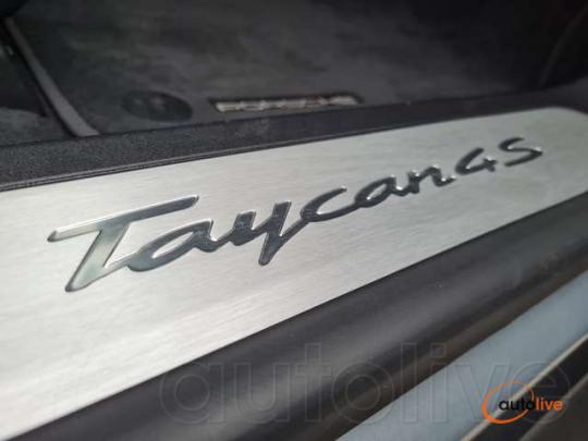 Porsche Taycan 4S*PERF.+BATT.*NIGHTVISION*BOSE*INNO DRIVE*360'CAM - 1