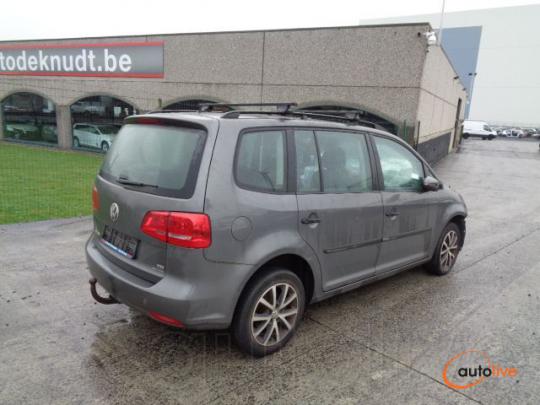 VOLKSWAGEN TOURAN 1.6 TDI CAY 7 PLACES - 1