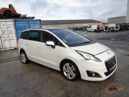 PEUGEOT 5008 1.6 HDI DV6C 7PLACES - 1