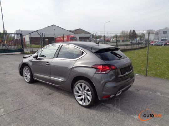 DS DS4 2.0 HDI E  150 - 1