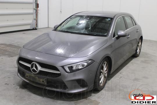 MERCEDES-BENZ A180 - 1