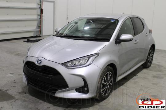 TOYOTA YARIS - 1