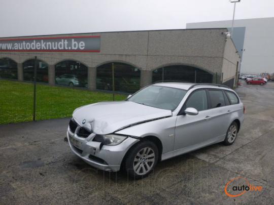 BMW 318 D  KOMBI PACK ADVANTAGE - 1