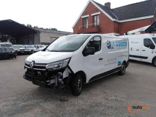 RENAULT TRAFIC - 1