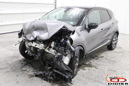 RENAULT CAPTUR - 1