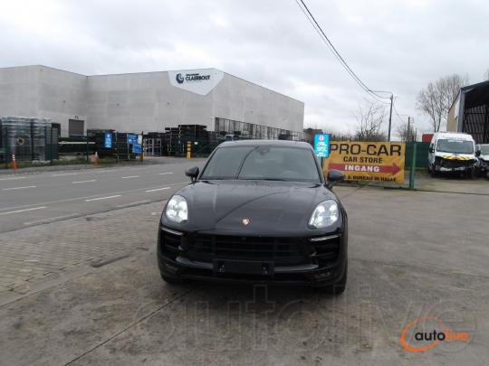 PORSCHE MACAN GTS - 1