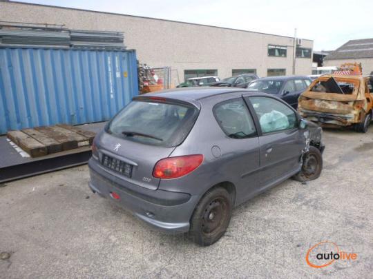 PEUGEOT 206 1.4  KFW - 1