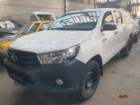 Toyota Hilux - 1