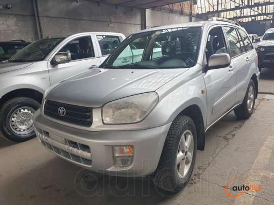 Toyota RAV 4 - 1