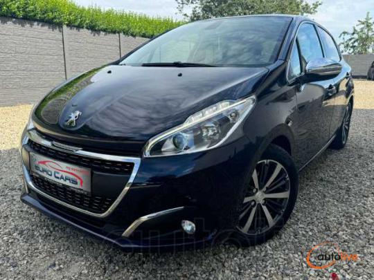 Peugeot 208 1.5 BlueHDi Allure S LED/NAVI/CARPLAY/CRUISE/PDC - 1