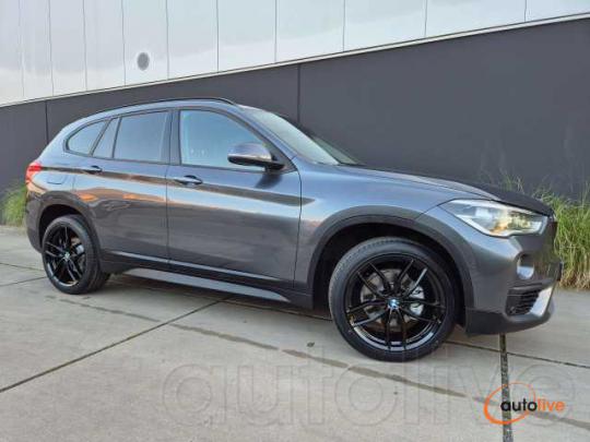 BMW X1 1.5iA*AUT.*PANO DAK*NAVI*ZETELVERWARMING*PDC* - 1