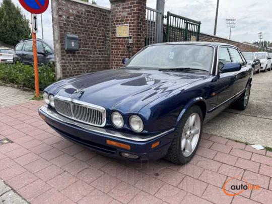 Jaguar XJ EXECUTIVE 3,2 I MET 200DKM - 1