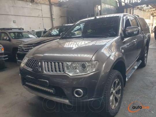 Mitsubishi L200 - 1