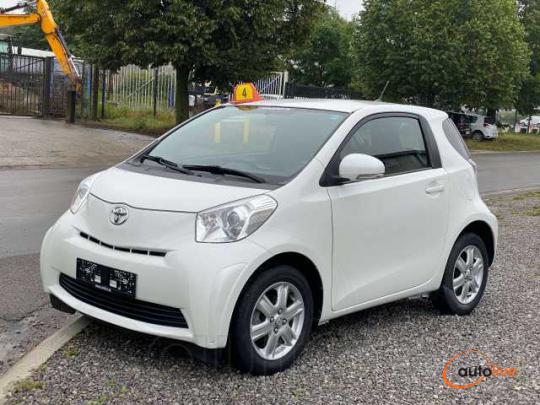 Toyota iQ 1.0i VVT-i Terra - 1