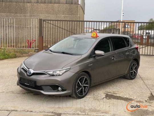 Toyota Auris 1.8i HSD Comfort & Pack - 1