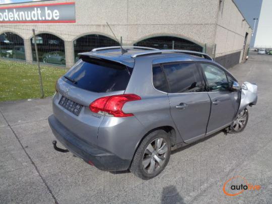 PEUGEOT 2008 1.2 - 1