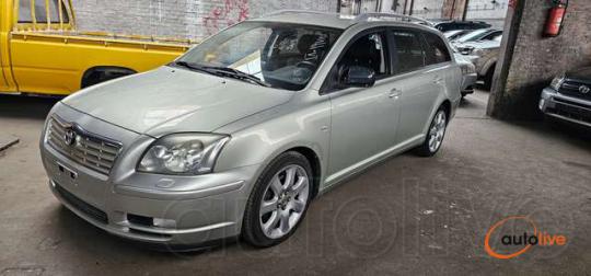 Toyota Avensis - 1