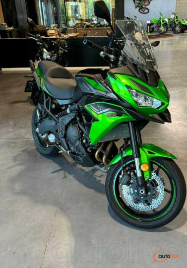 Kawasaki VERSYS 650 DIRECTION - 1