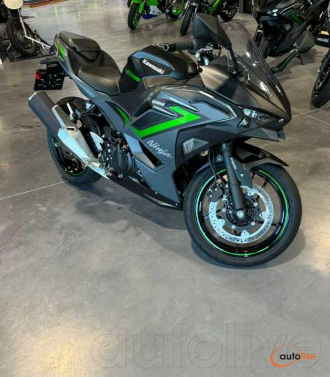 Kawasaki NINJA 500 - 1