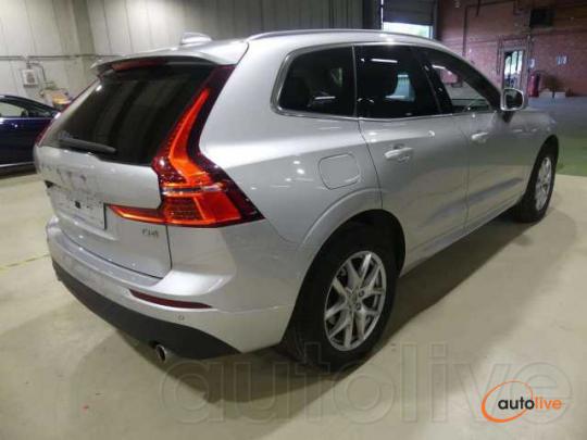 Volvo XC60 2.0 D4 Momentum Pro Camera, Keyless, Garantie! - 1