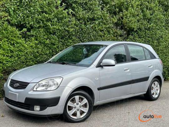 Kia Rio 1.5 CRDi Aventura+AIRCO+EURO 4+ - 1