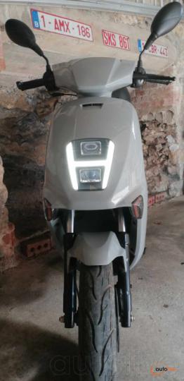 Scooter TNT Halo classe B - 1