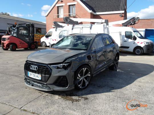 AUDI Q3 45 E S-LINE - 1