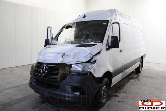 MERCEDES-BENZ SPRINTER - 1