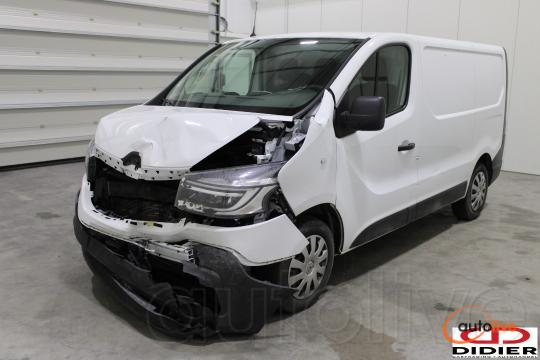 RENAULT TRAFIC - 1