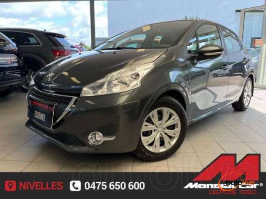 Peugeot 208 1.2i *Uniquement marchand ou export* - 1