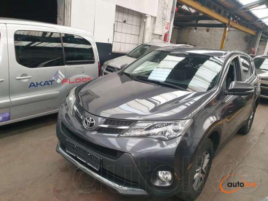 Toyota RAV 4 - 1