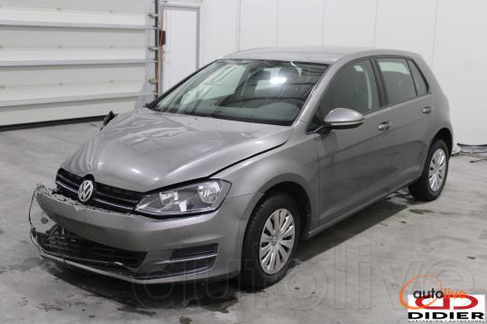 VOLKSWAGEN GOLF - 1