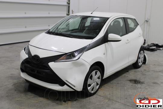 TOYOTA AYGO - 1