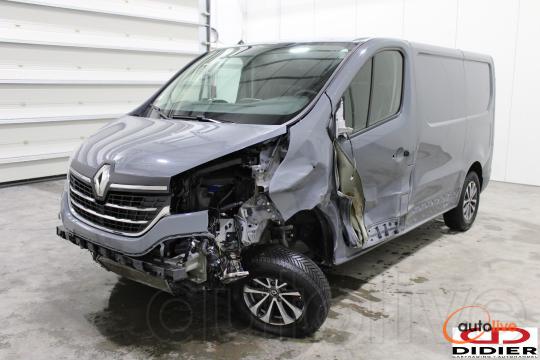 RENAULT TRAFIC - 1