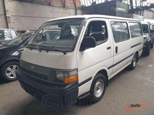 Toyota Hiace - 1