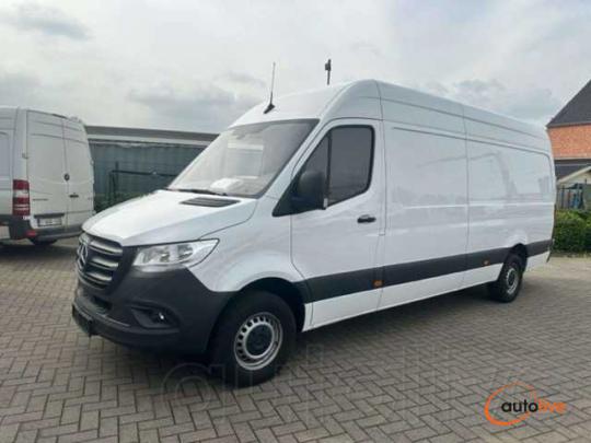 Mercedes-Benz Sprinter 317 L3H2 DEMO € 34750 EX BTW - 1