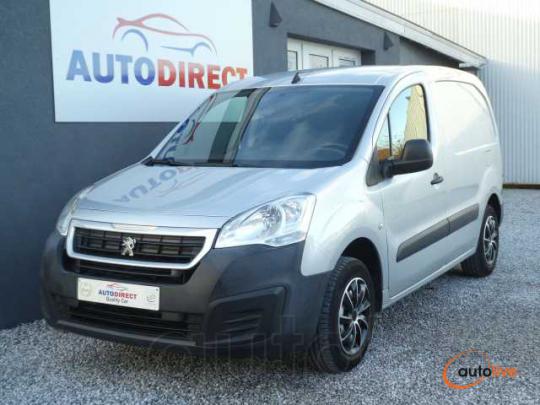 Peugeot Partner 1.6 i Utilitaire 3places Navi, Airco, Bluetooth - 1