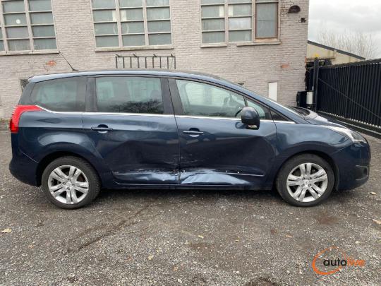 PEUGEOT 5008 2.0 HDI  ACTIVE - 1