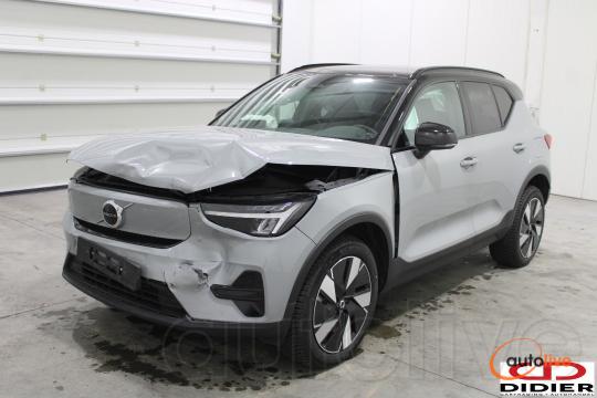 VOLVO XC40 - 1