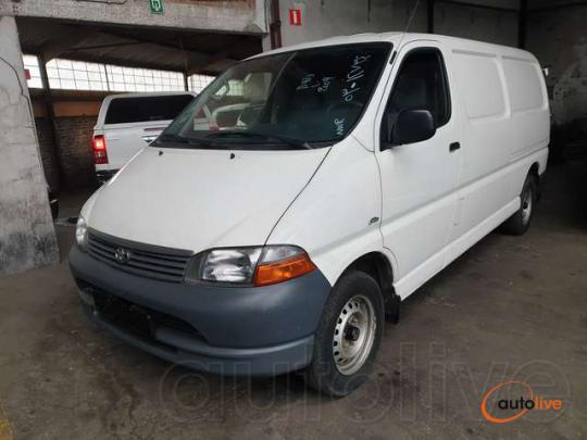 Toyota Hiace - 1