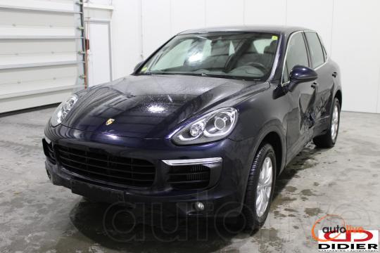 PORSCHE CAYENNE - 1