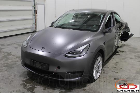 TESLA MODEL Y - 1