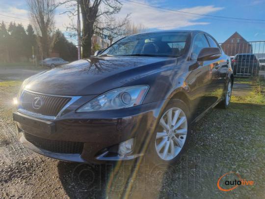 Lexus is220d 177cv 130kw Gps Airco Cruise caméra jantes alu. - 1