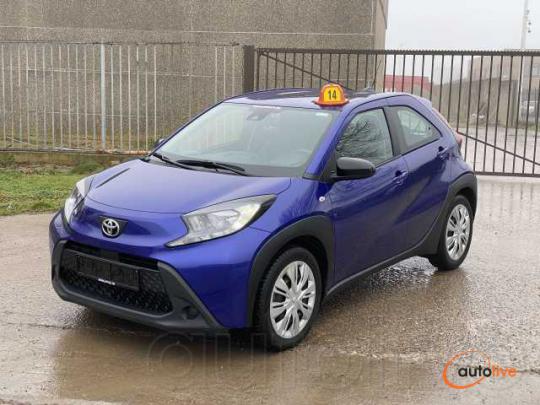 Toyota Aygo X X 1.0i VVT-i play - 1